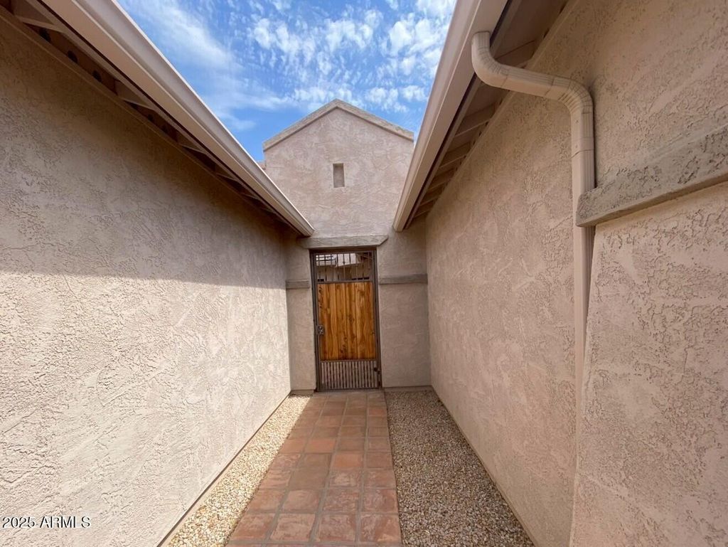 Photo of 10902 E Silver Mine Road, Gold Canyon, AZ 85118 (MLS # 6919865)