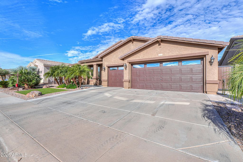 Photo of 41942 W Centennial Road, Maricopa, AZ 85138 (MLS # 6962415)