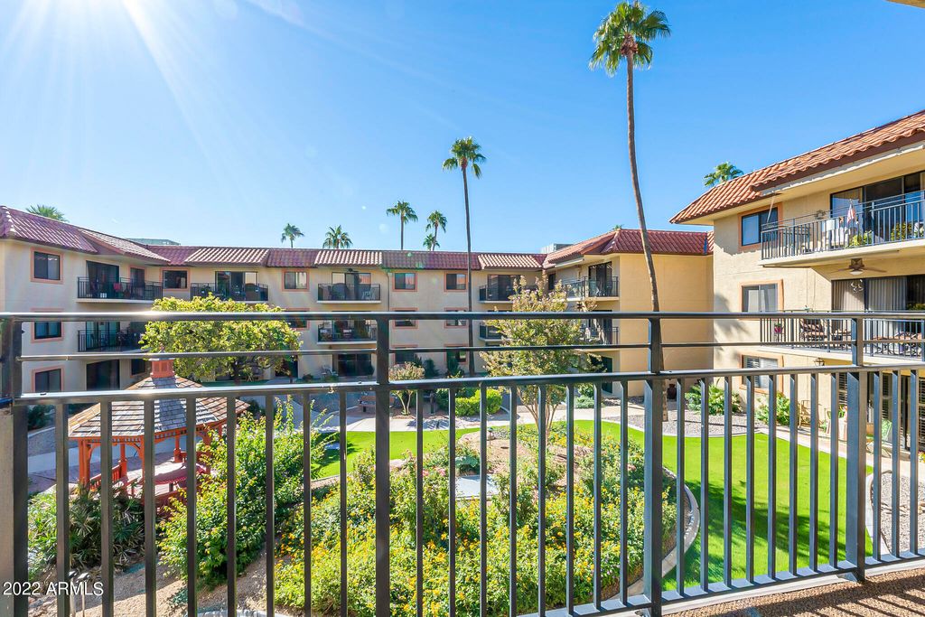 Photo of 10330 W Thunderbird Boulevard #B204, Sun City, AZ 85351 (MLS # 7032829)
