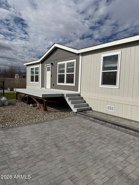 2548 S Kadomoto Drive Cornville AZ 86325