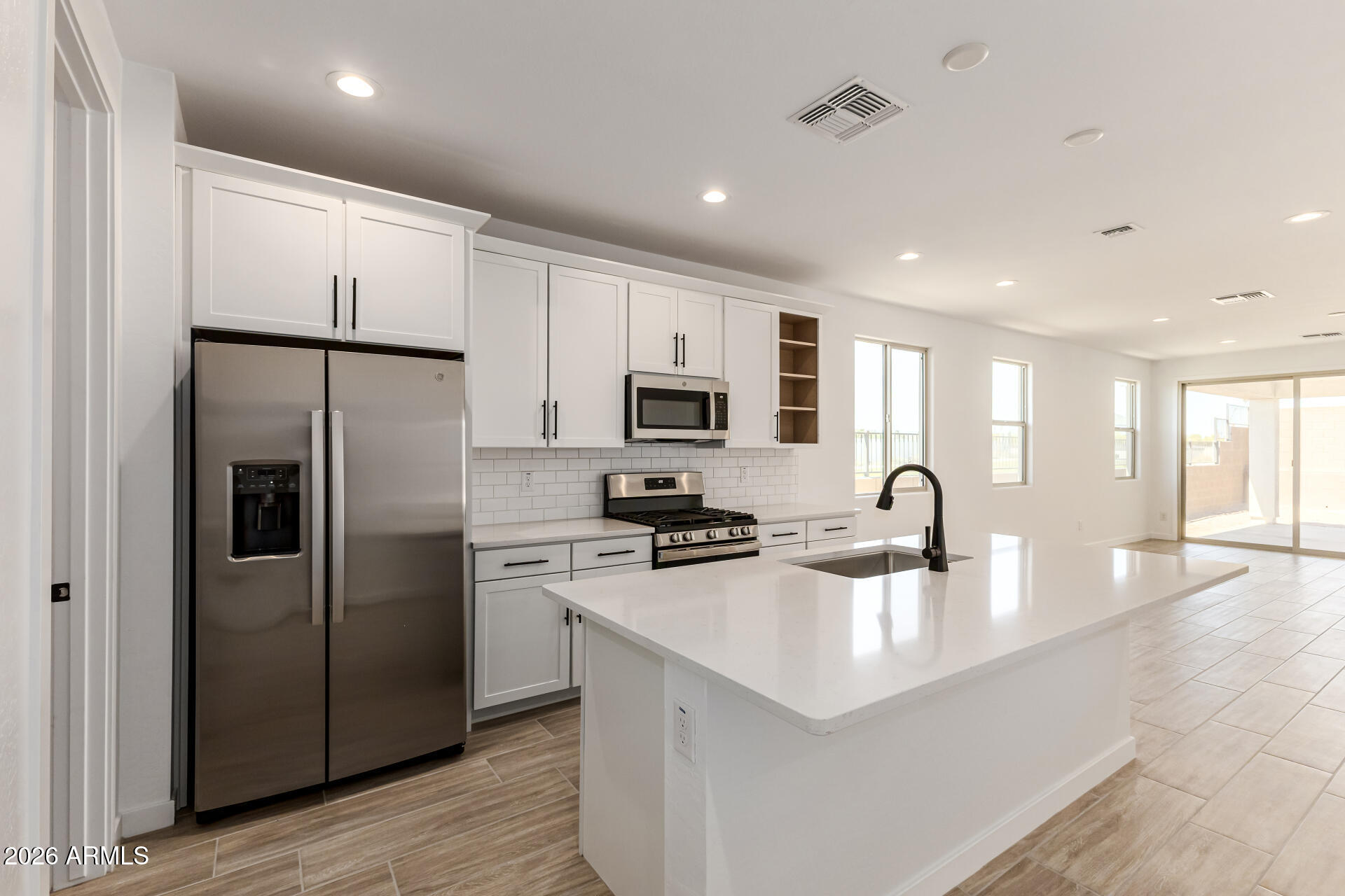 15850 W VOGEL Avenue