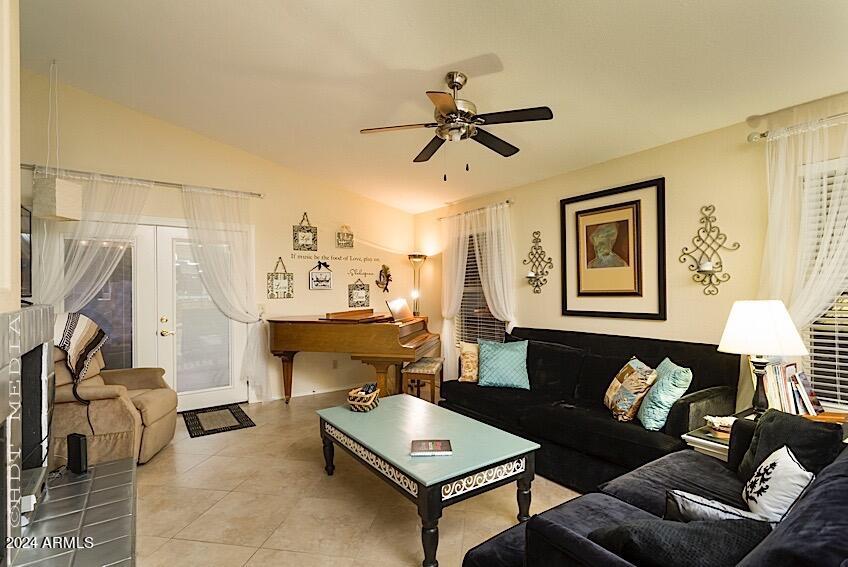 926 W SAN MATEO --