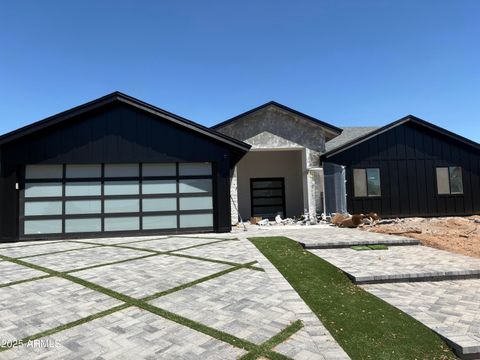 1739 N SILVERADO -- Mesa AZ 85205