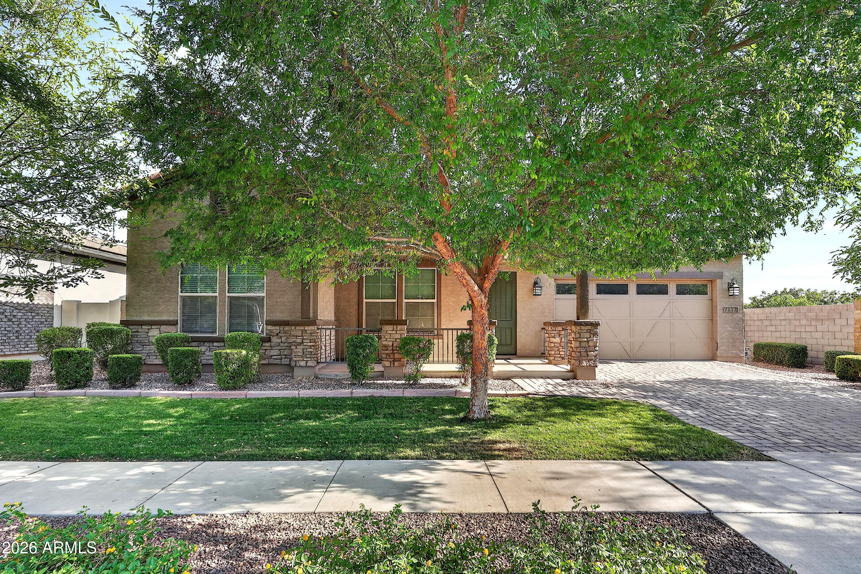 7117 E Peralta Circle