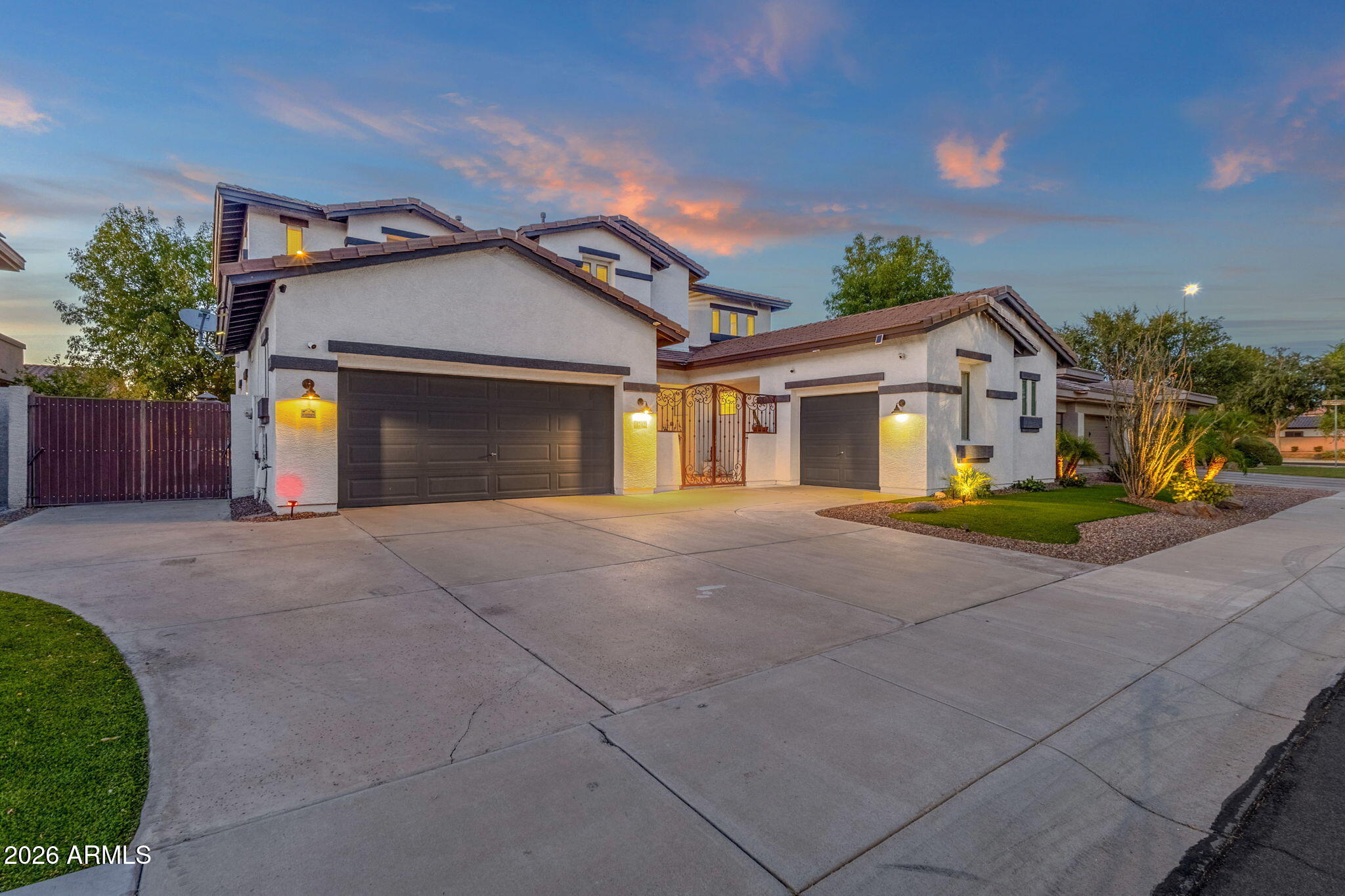 3792 E VIRGO Place