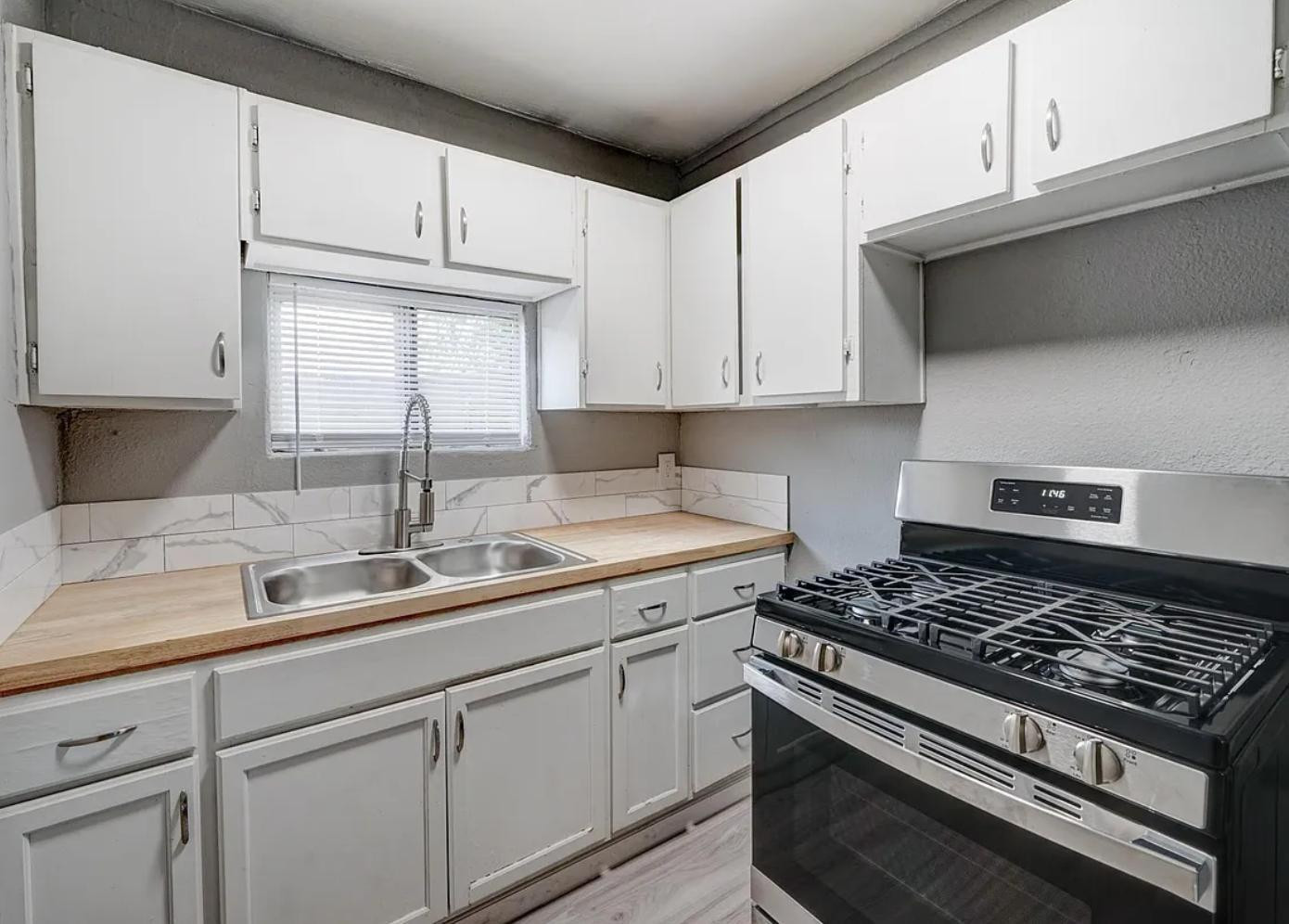 2135 W HADLEY Street Unit 2