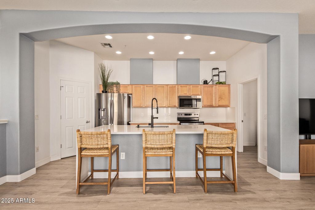 Photo of 42424 N Gavilan Peak Parkway #53206, Anthem, AZ 85086 (MLS # 6954184)