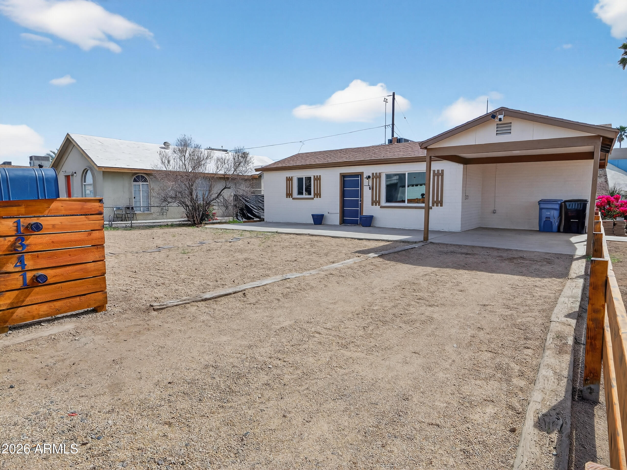 1341 W Apache Street