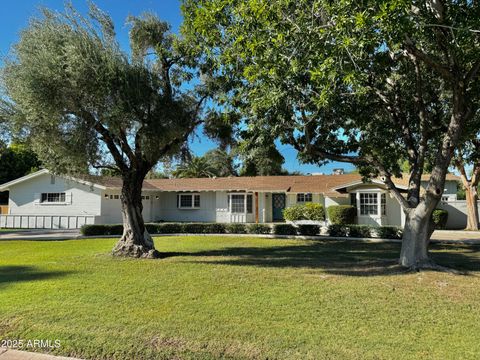 3640 E MEDLOCK Drive Phoenix AZ 85018