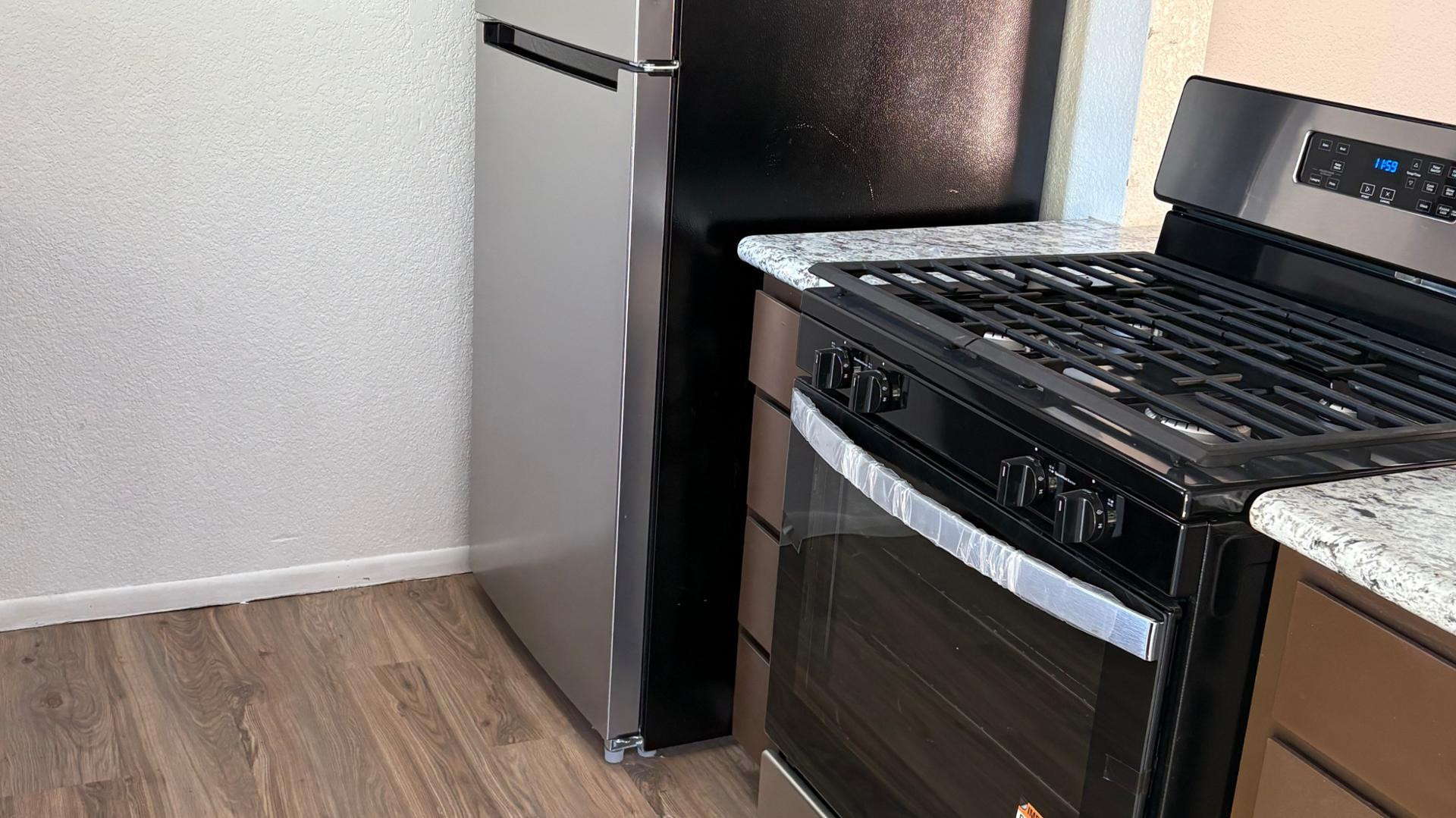 470 E Date Street Apt 5