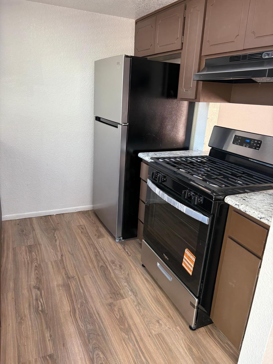 470 E Date Street Apt 5