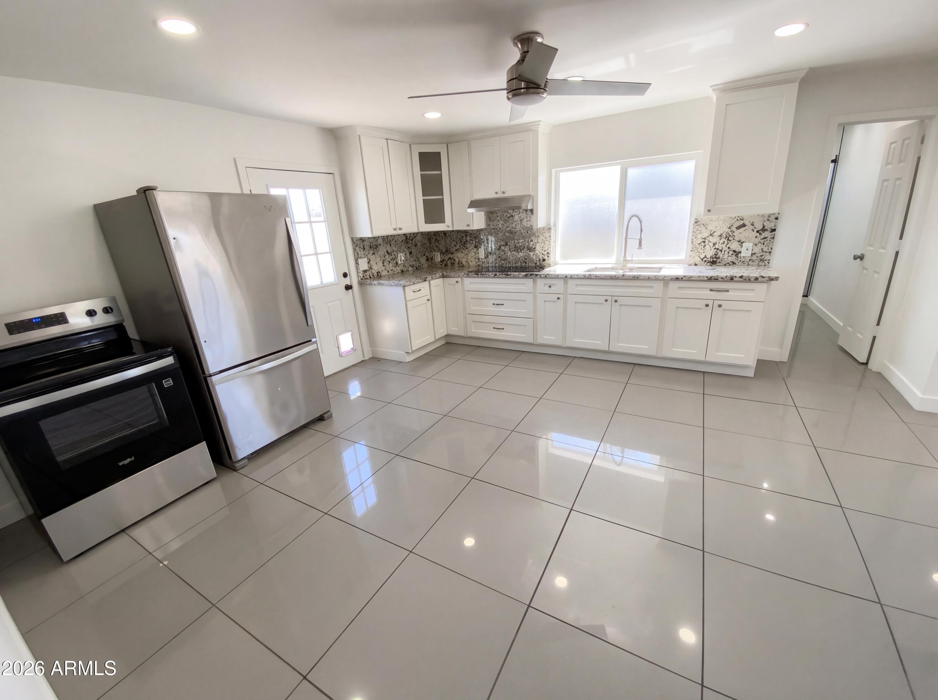 15633 N GREASEWOOD Street