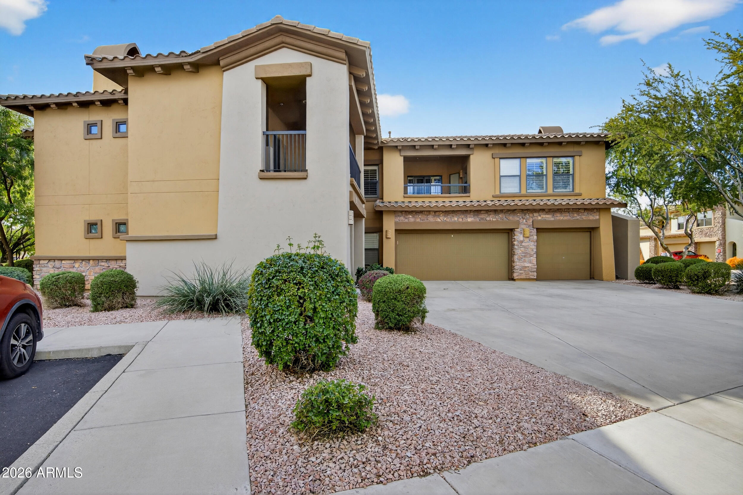 21320 N 56TH Street 2125