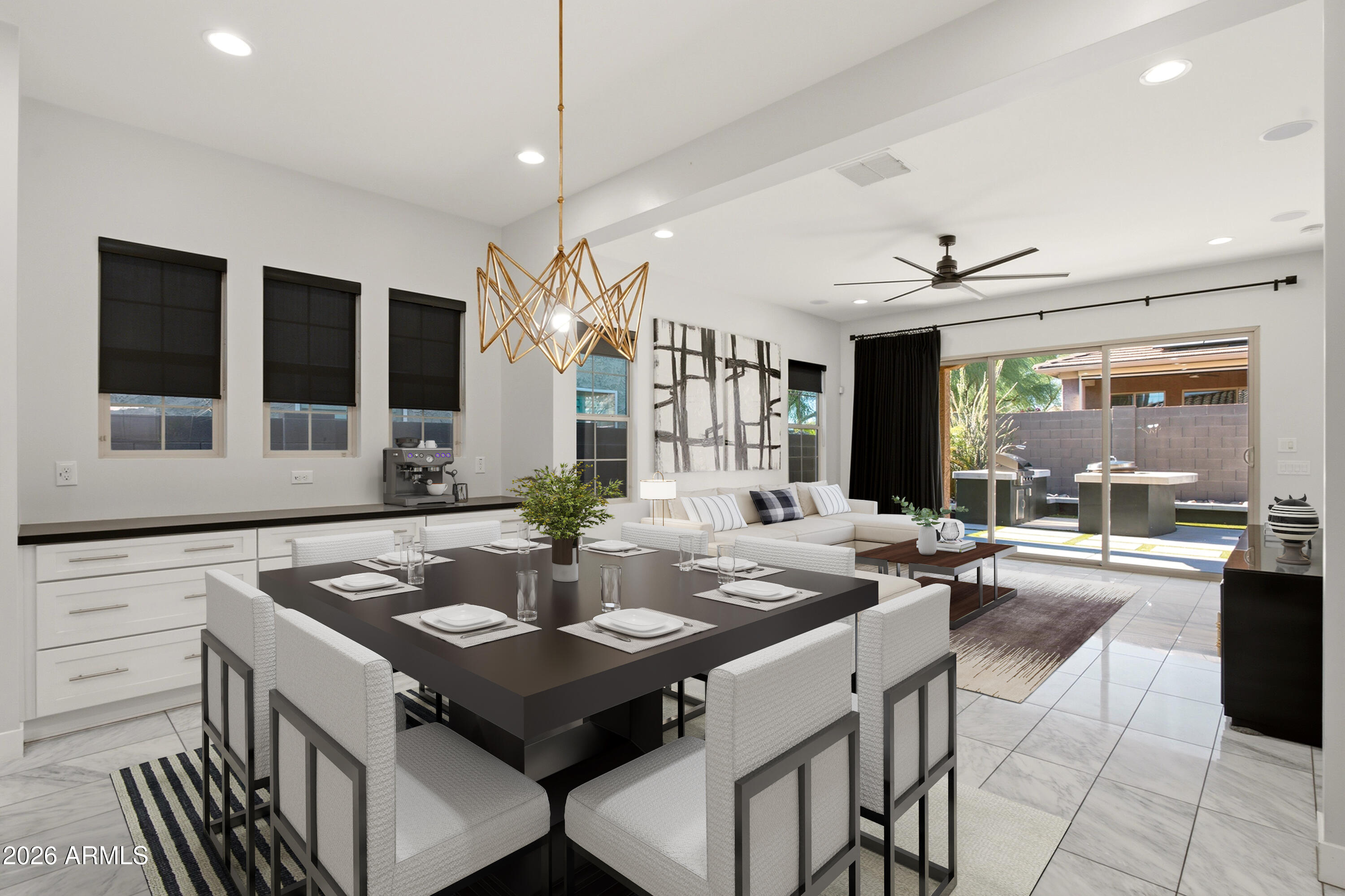 4522 E VISTA BONITA Drive