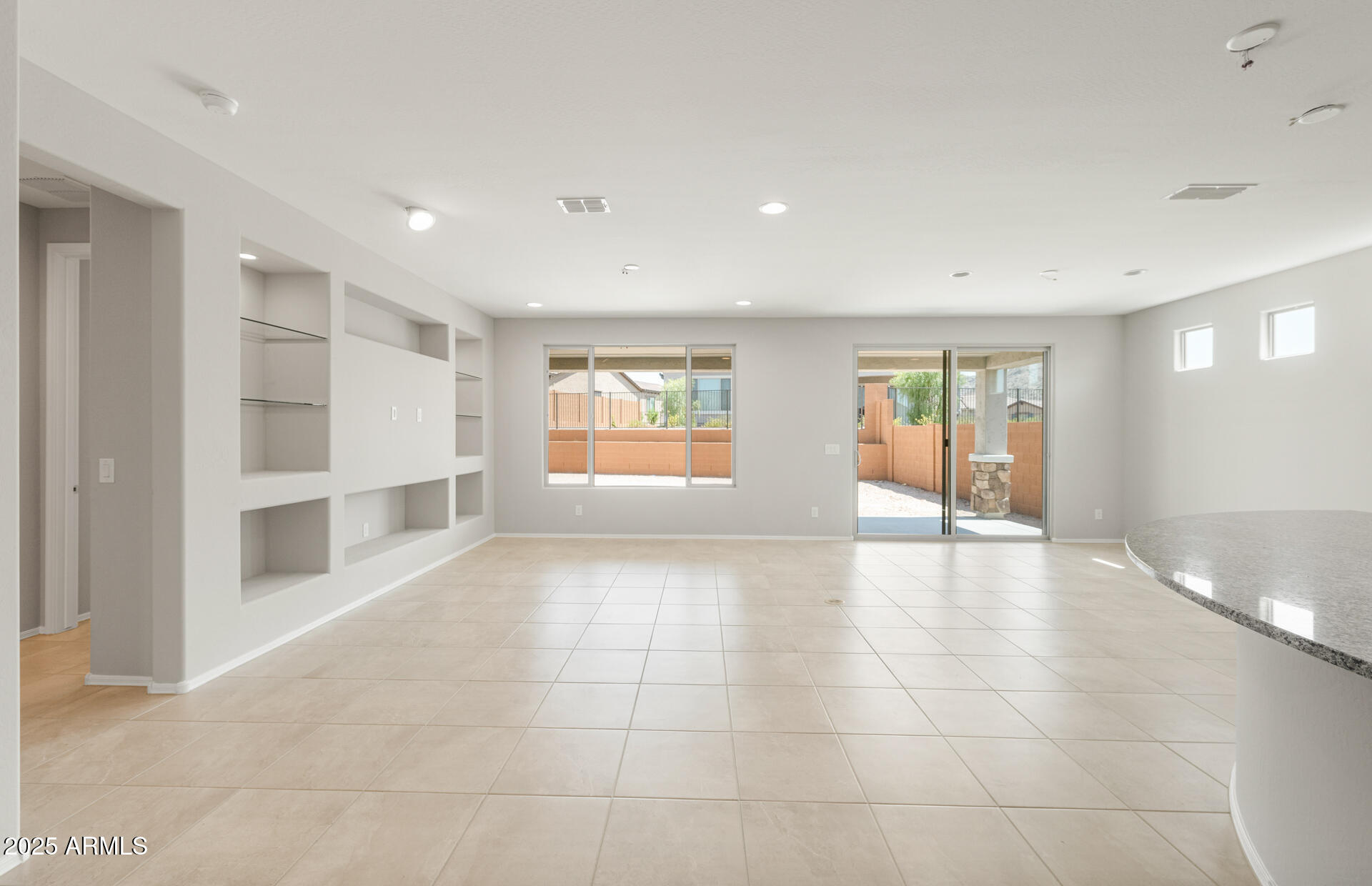 26651 W KIMBERLY Way