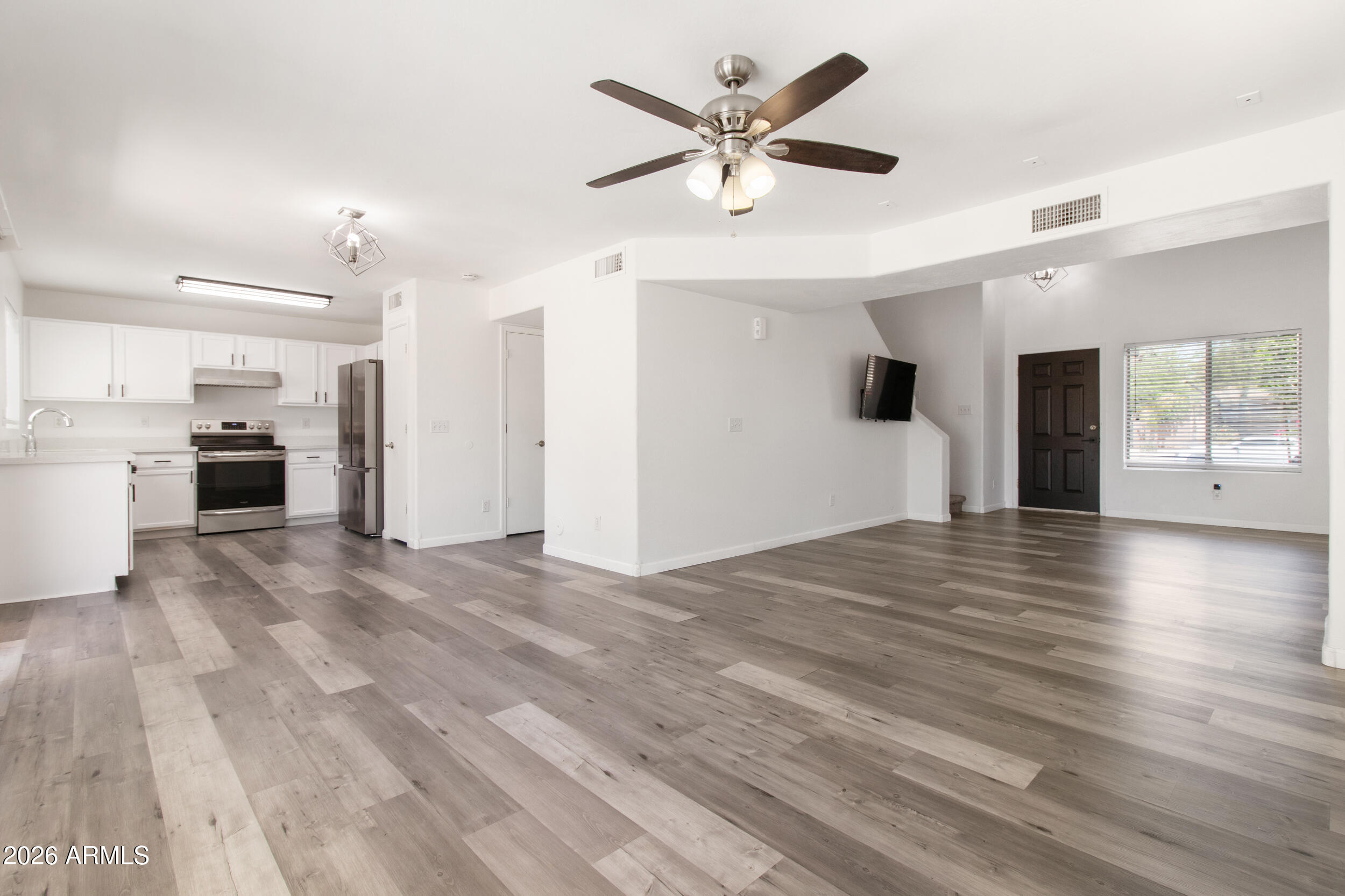ACACIA LANDING - Residential