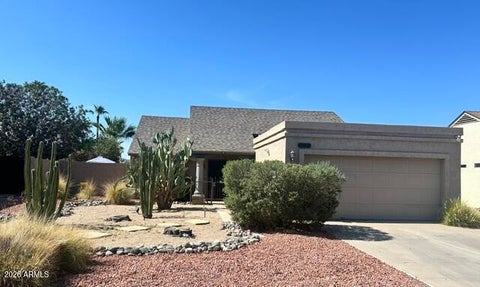 Photo of 1225 E Kristal Way, Phoenix, AZ 85024 (MLS # 7073918)
