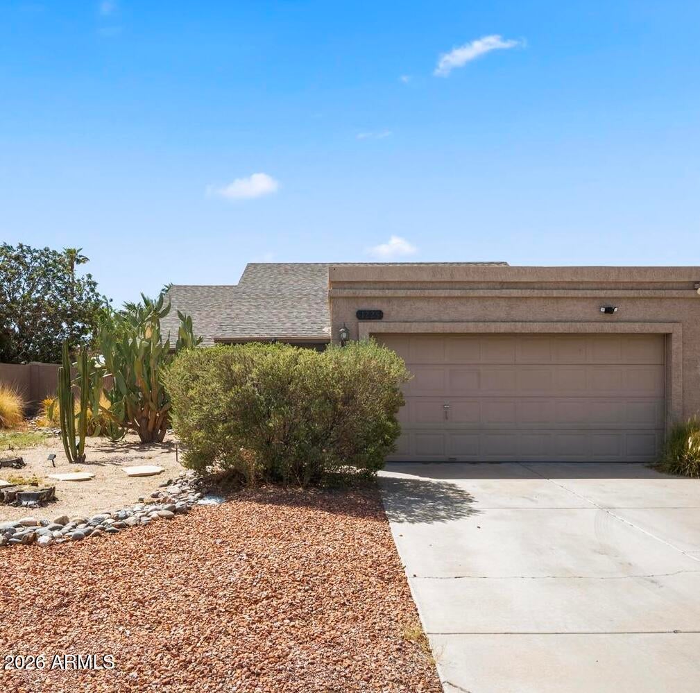 1225 E KRISTAL Way