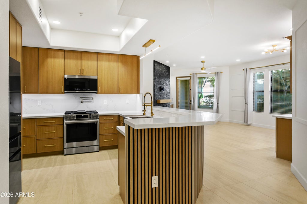 Photo of 7601 E Indian Bend Road #1050, Scottsdale, AZ 85250 (MLS # 7094402)