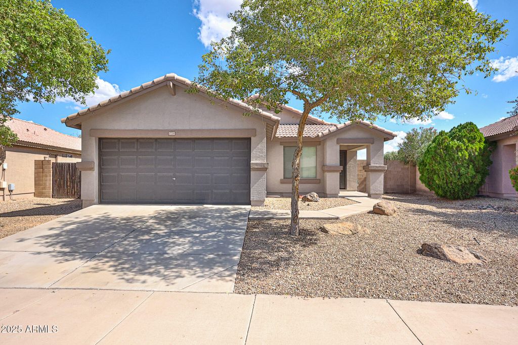 Photo of 17235 W Apache Street, Goodyear, AZ 85338 (MLS # 6922739)