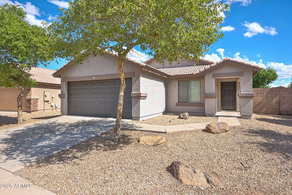 Photo of 17235 W Apache Street, Goodyear, AZ 85338 (MLS # 6922739)