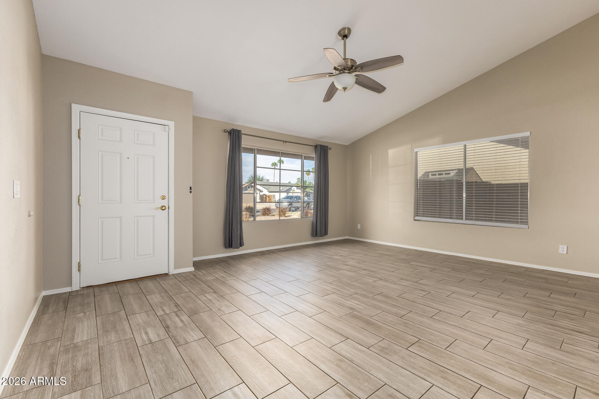 8057 W DREYFUS Drive