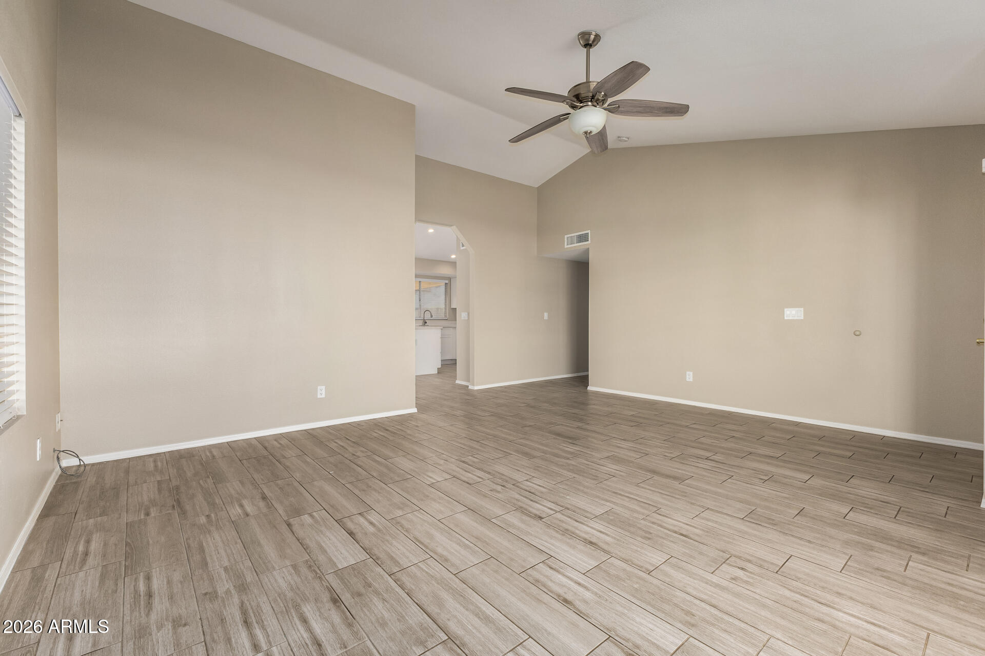 8057 W DREYFUS Drive