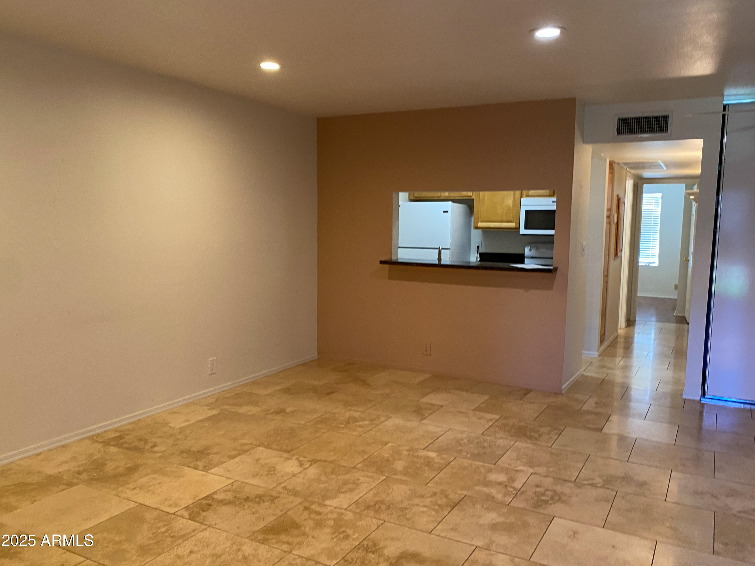 14203 N 19TH Avenue 1055