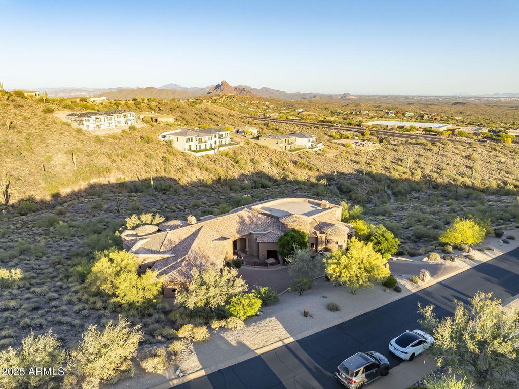 listing image 143