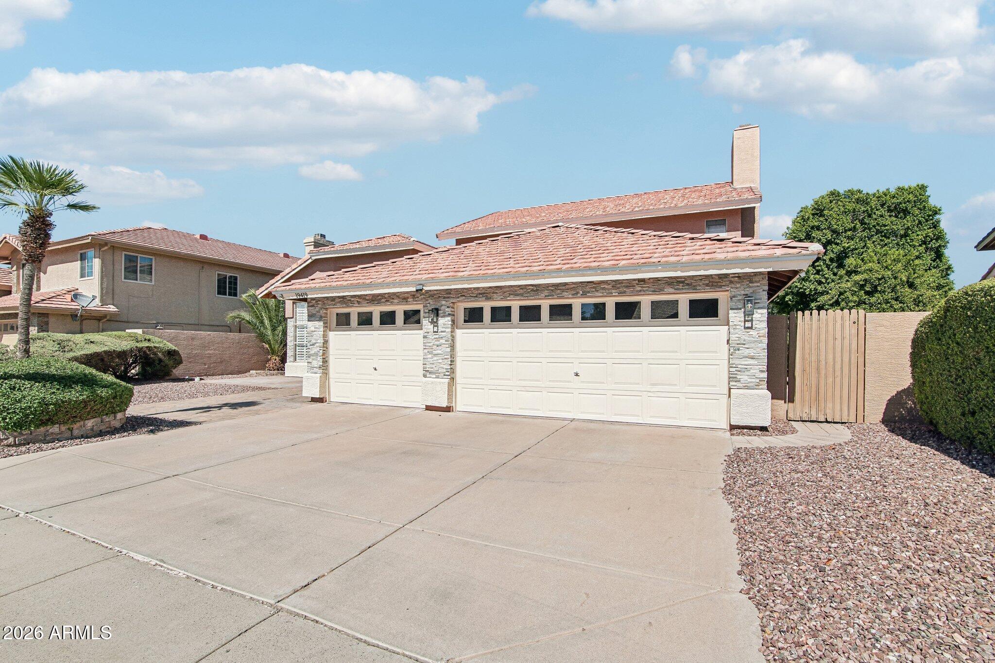 19419 N 67TH Drive
