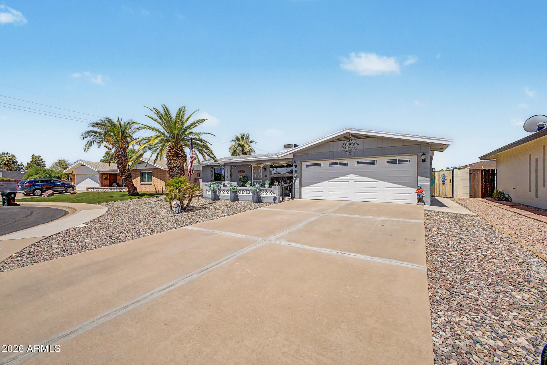 4028 E CLOVIS Circle