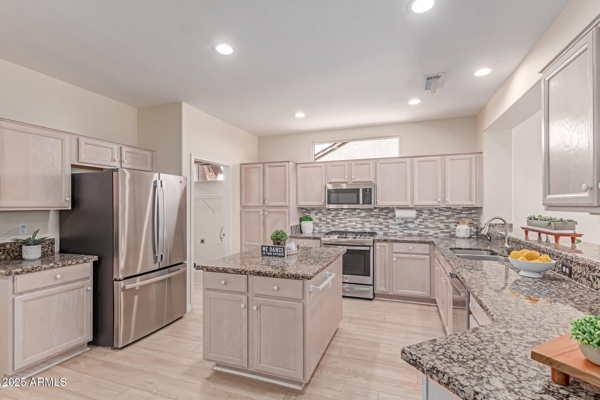 15219 W VIA MANANA Drive