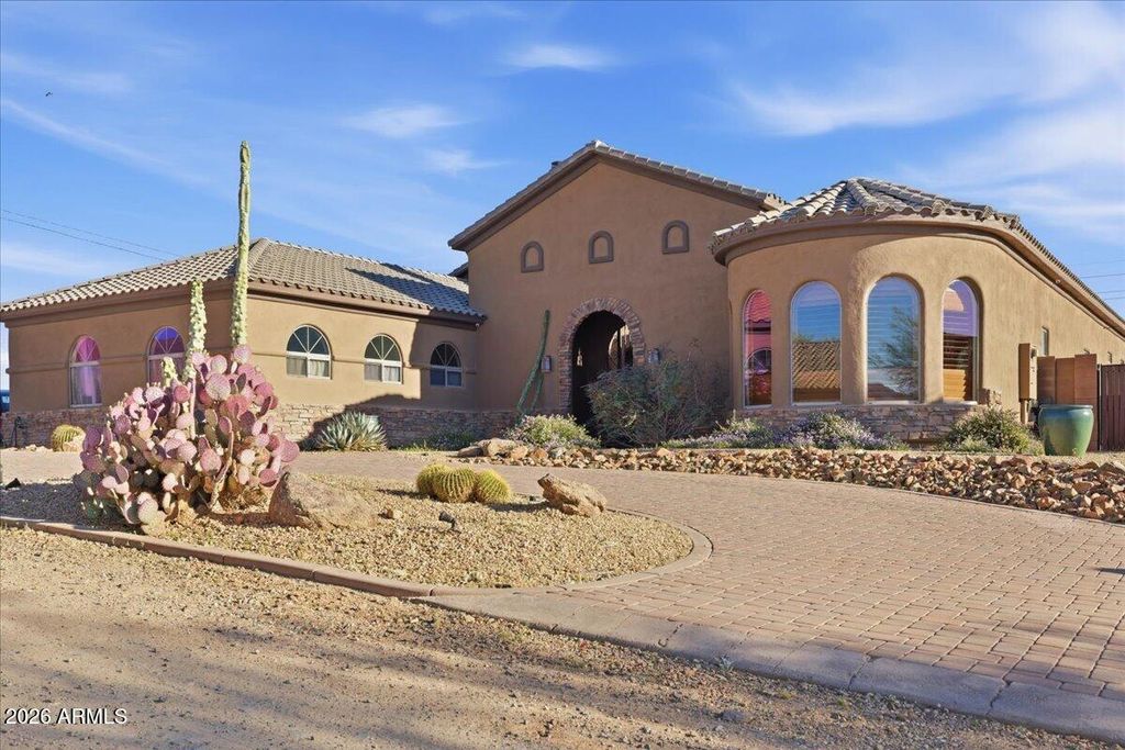 Photo of 39410 N 7th Street, Phoenix, AZ 85086 (MLS # 7001957)