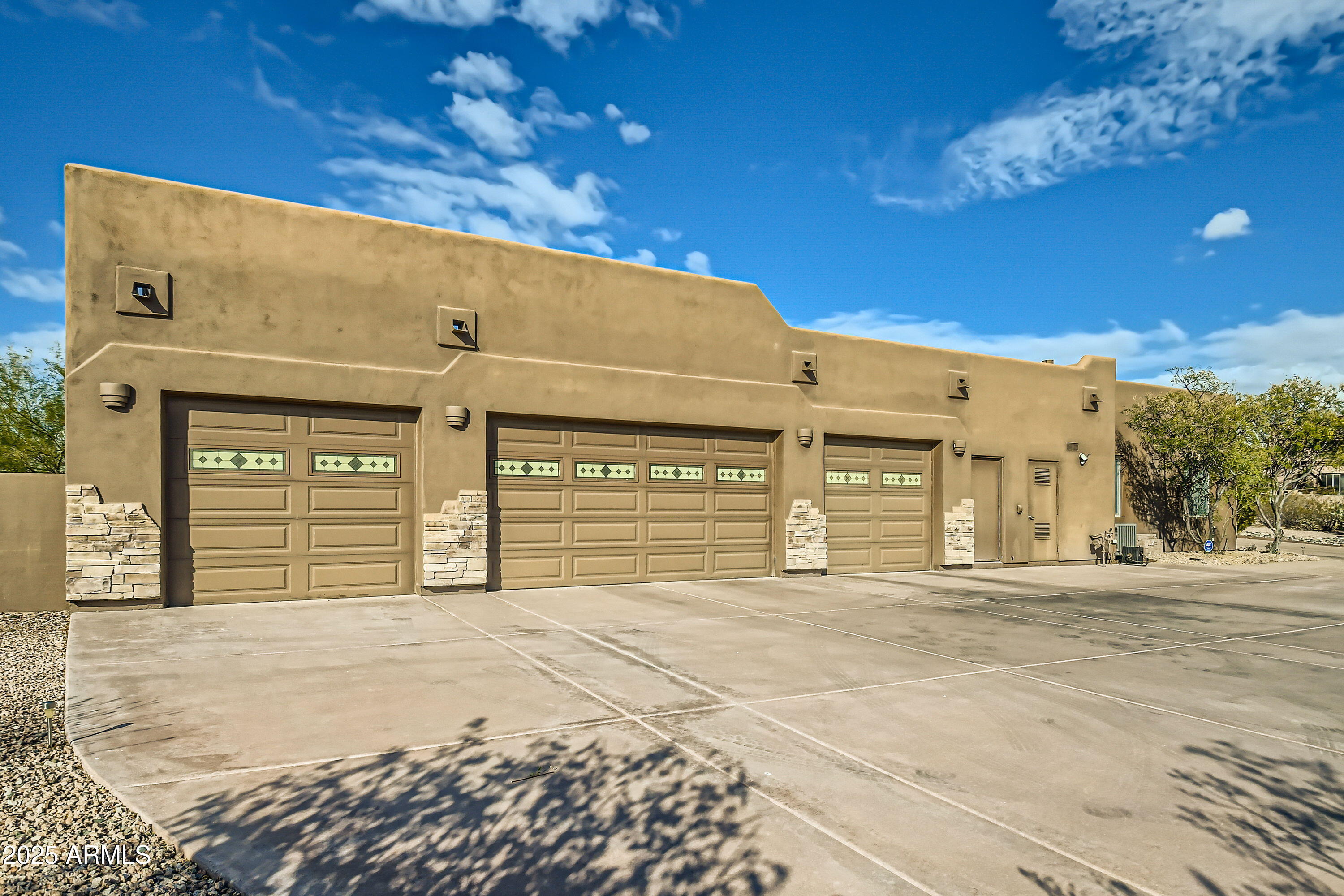 Scottsdale, Arizona 85255, United States, 3 Bedrooms Bedrooms, ,4 BathroomsBathrooms,Residential,Active,9448