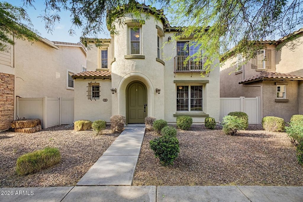 Photo of 4761 E Woodside Way, Gilbert, AZ 85297 (MLS # 7017886)