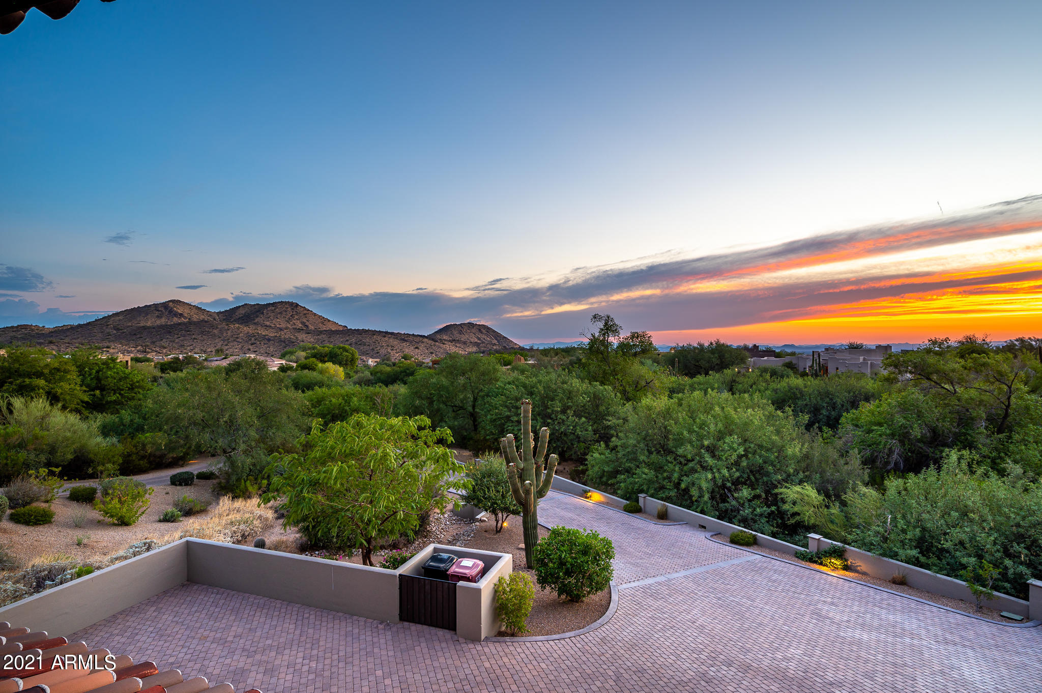 TROON RIDGE ESTATES - Residential