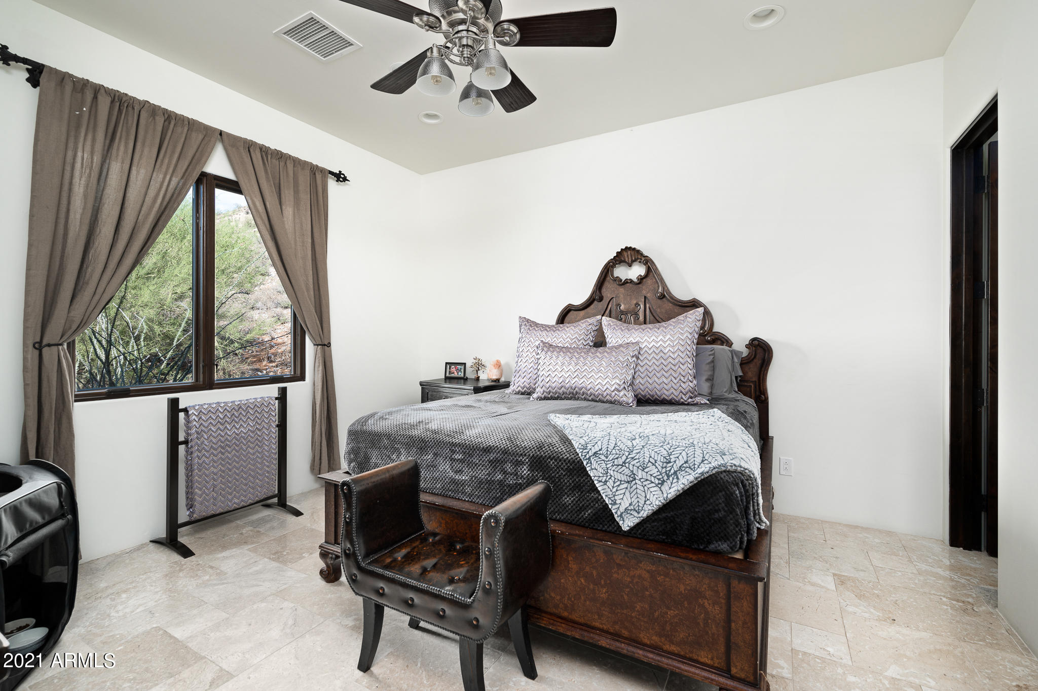 TROON RIDGE ESTATES - Residential