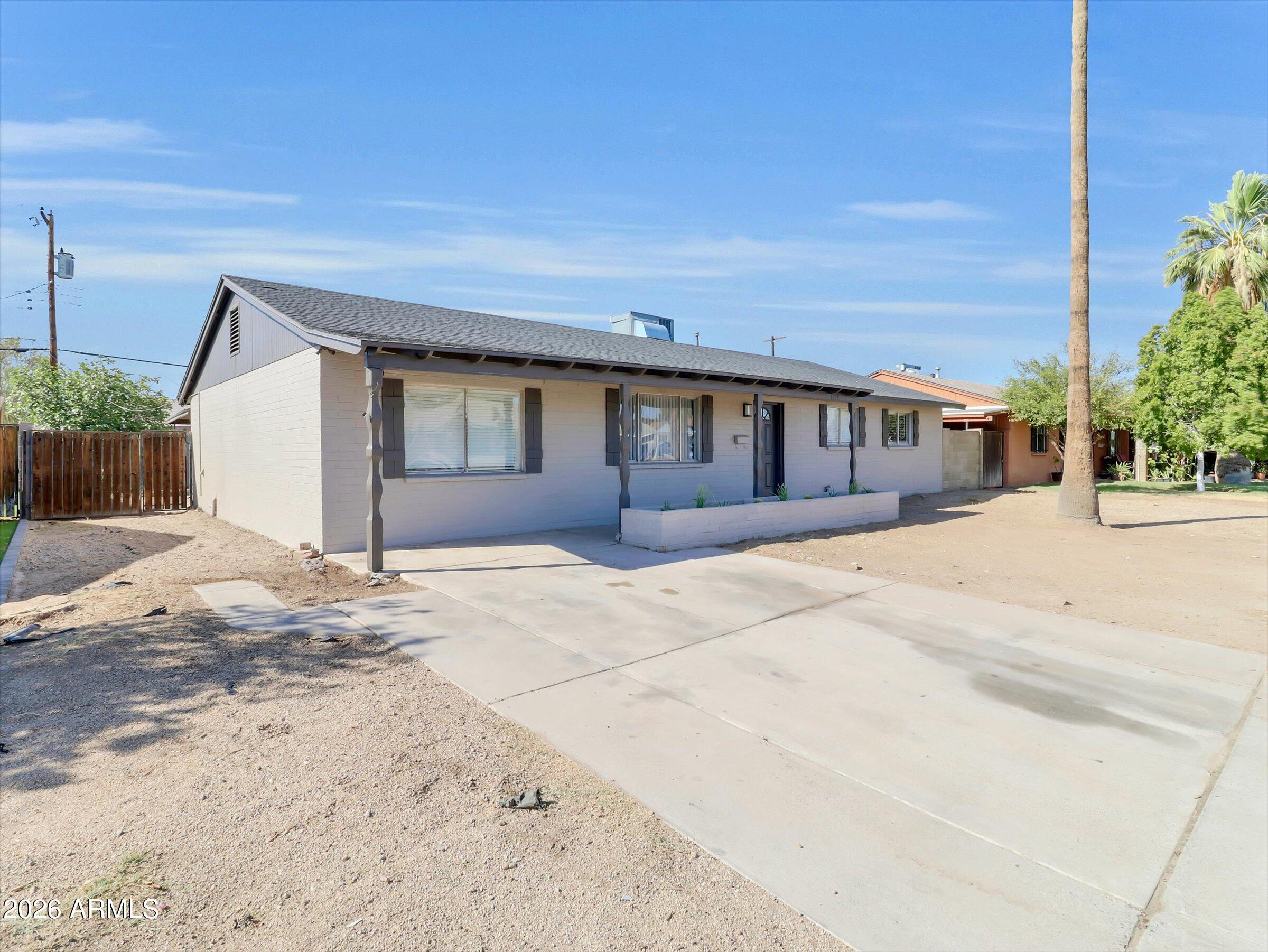 6014 W AVALON Drive