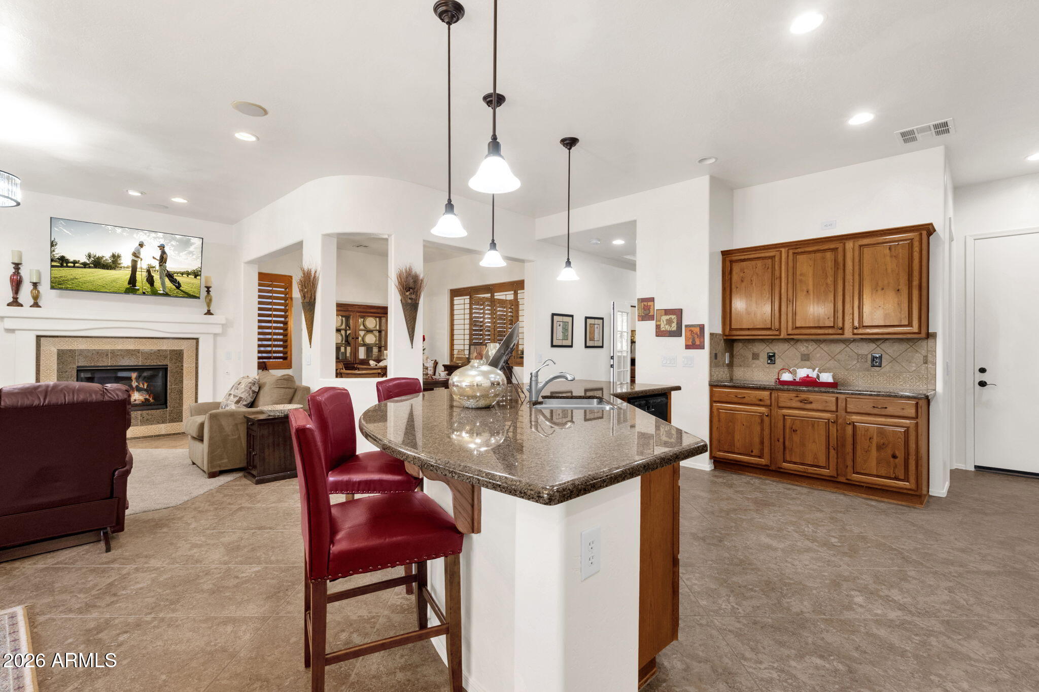 4503 E NARROWLEAF Drive