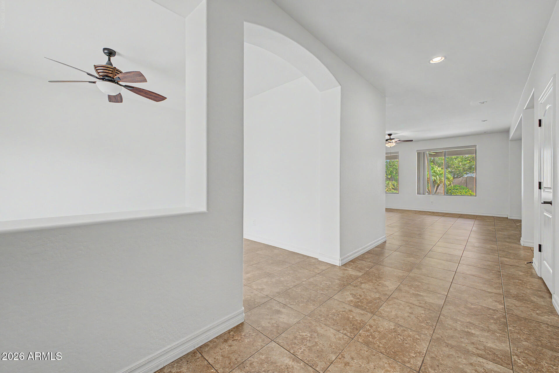 56 W Lynx Way