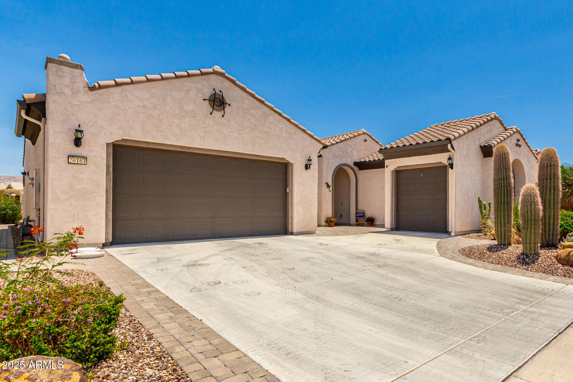 26161 W SIESTA Lane