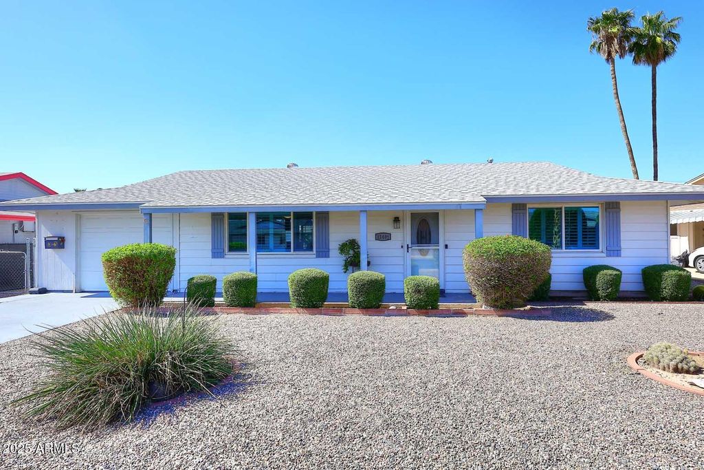 Photo of 11442 N Coggins Drive, Sun City, AZ 85351 (MLS # 6935687)