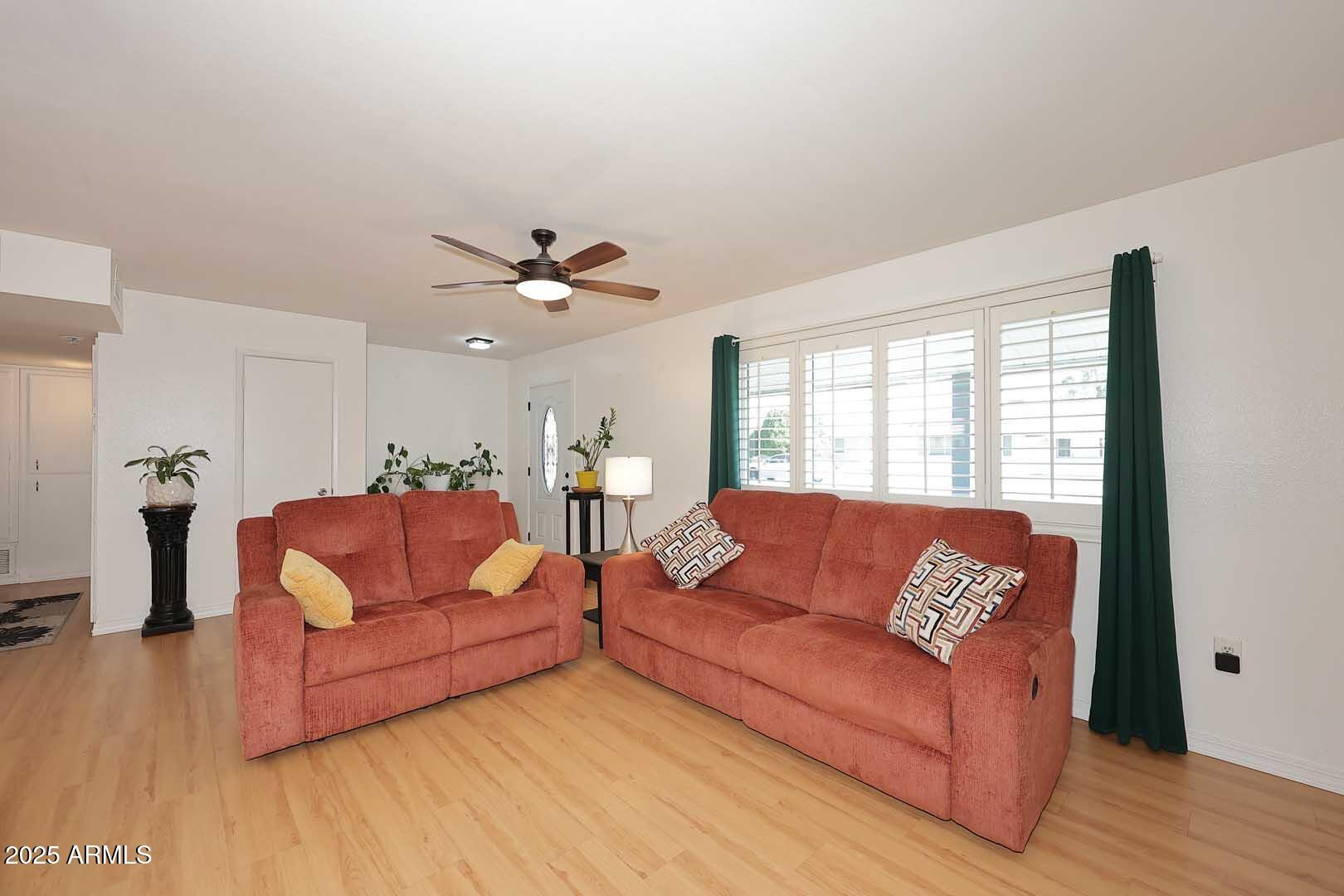 11442 N COGGINS Drive