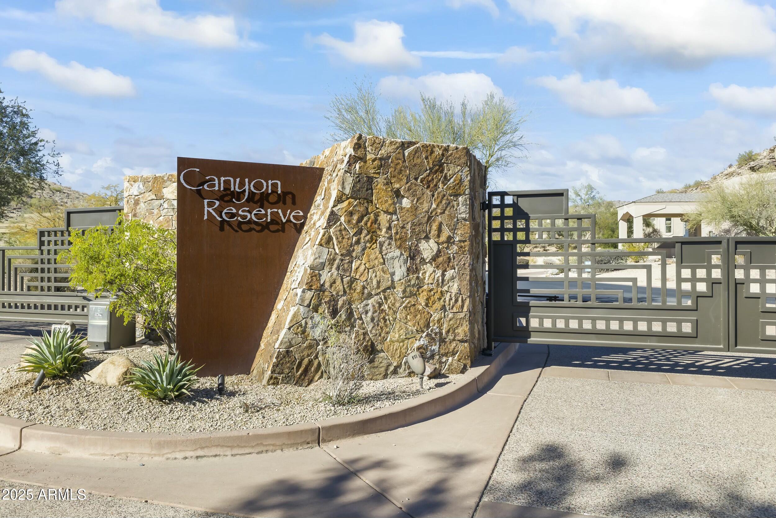 14425 S CANYON Drive