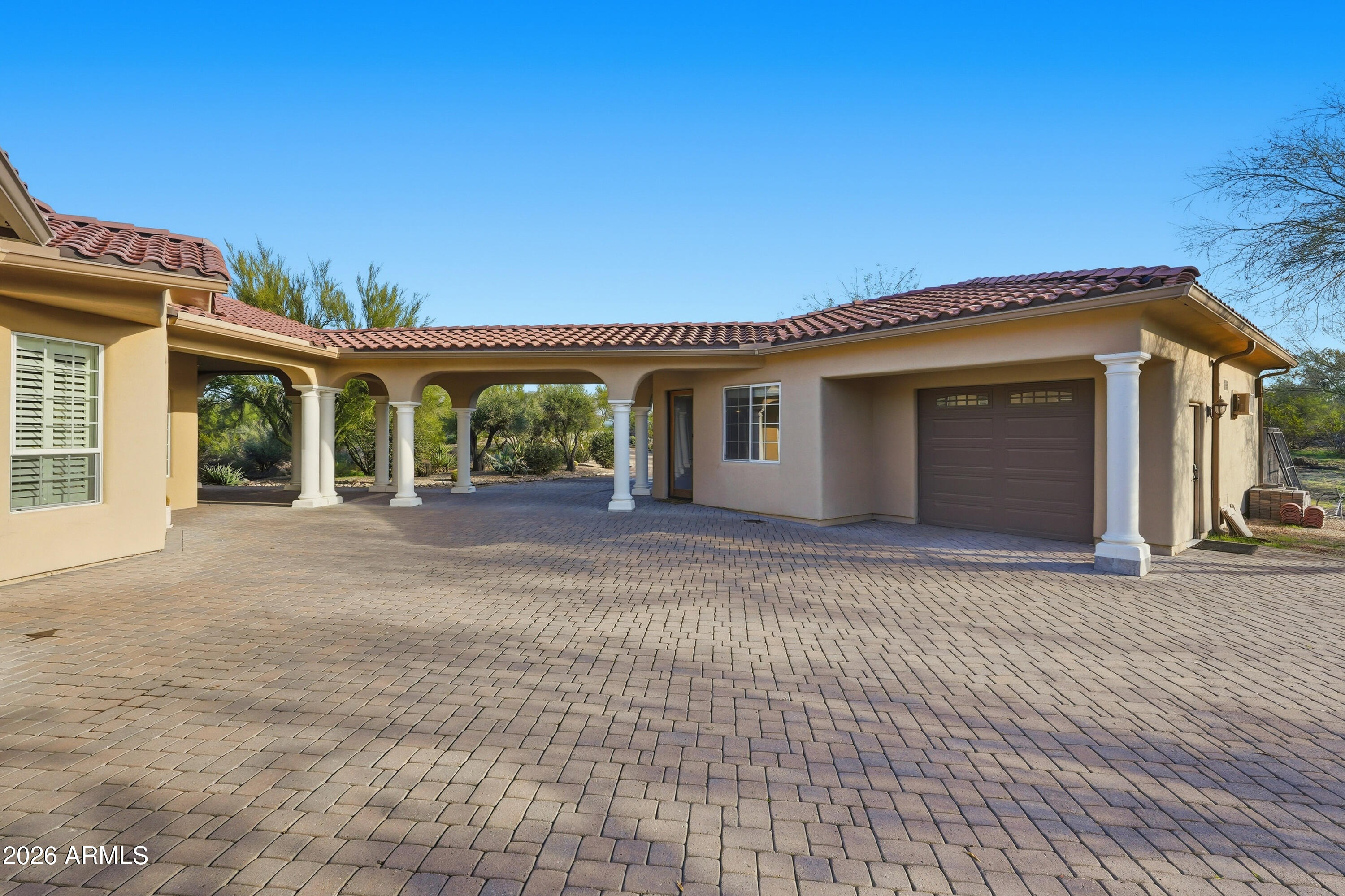 7917 E CAVE CREEK Road