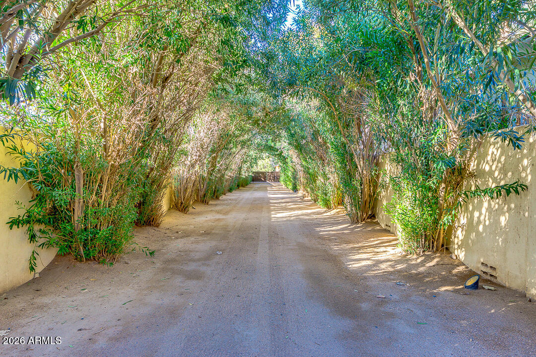 6526 E EXETER Boulevard