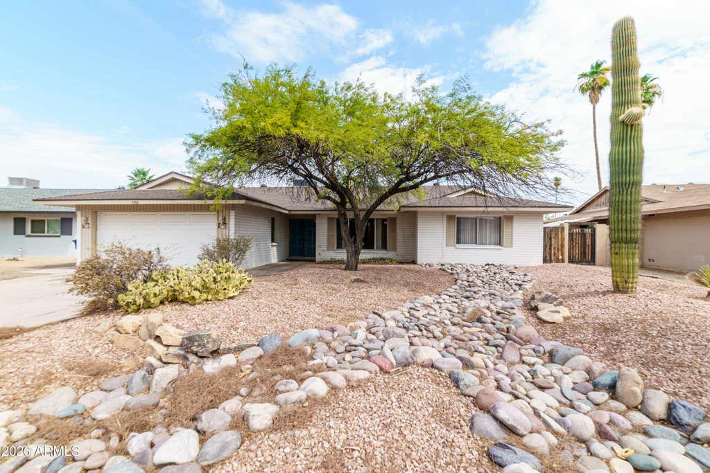 Photo of 1722 E La Jolla Drive, Tempe, AZ 85282 (MLS # 7052517)