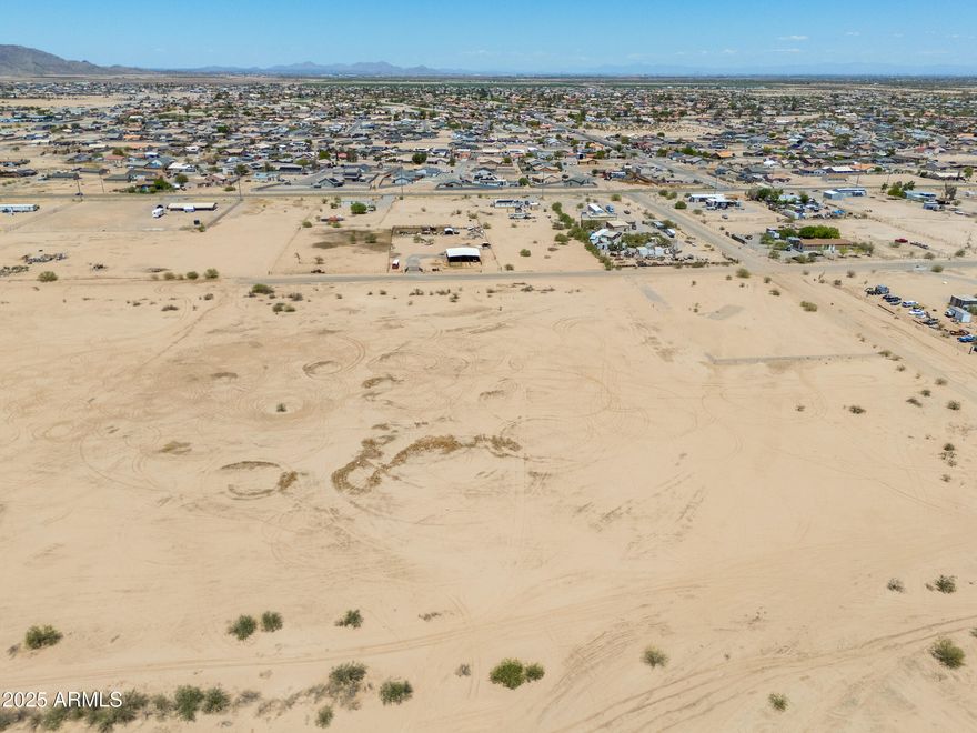 This Level 1.04 acre lot in Arizona City is ready for your Dream Home. Arizona City just south of Casa Grande is rapidly growing and is close to Lucid Motors and Atessa Motorsports Racetrack