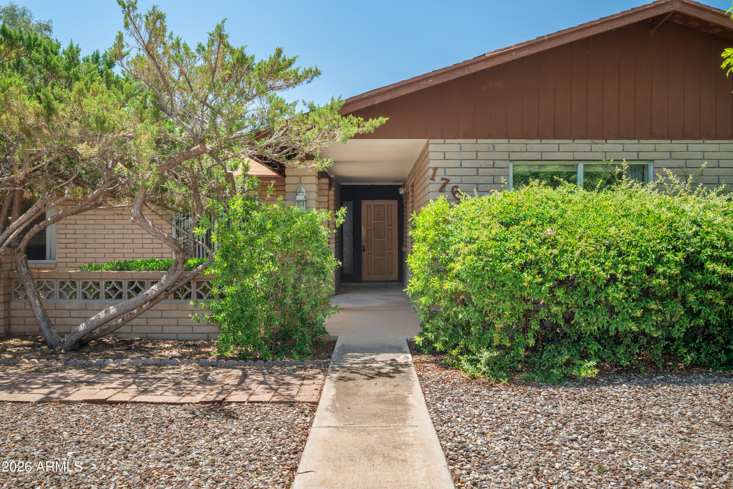 1764 BAYWOOD Lane