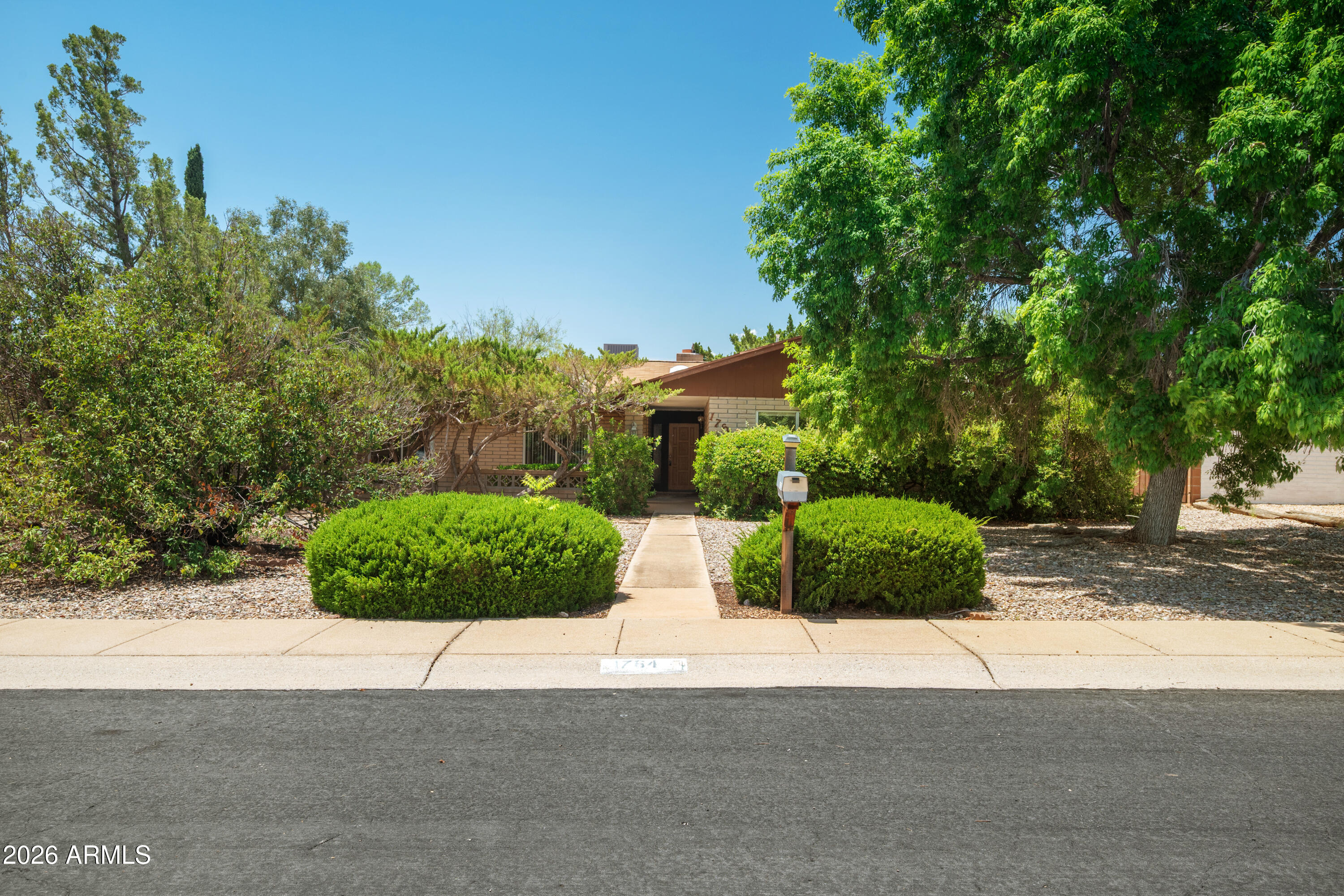 1764 BAYWOOD Lane